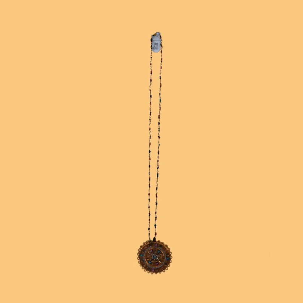 Vintage Necklace w/ Gold Tone Pendant